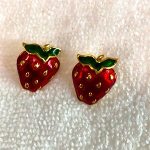 Strawberry vintage earrings